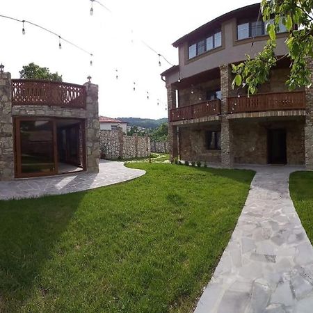 Dilvar Dilijan Bagian luar foto