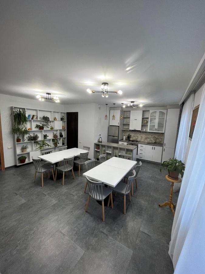 Dilvar Dilijan Bagian luar foto